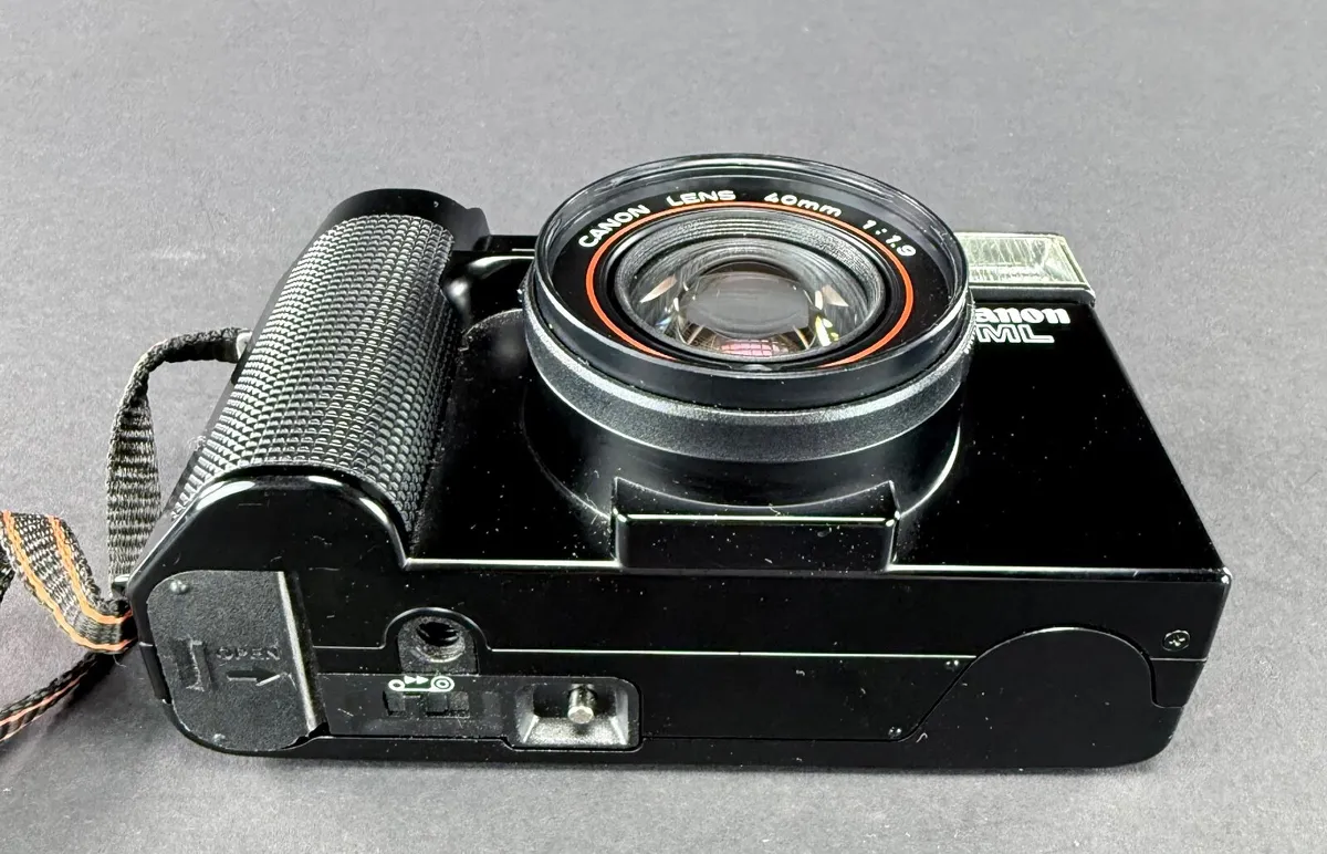 Canon AF 35 ML rangefinder 35 mm film camera - Image 3