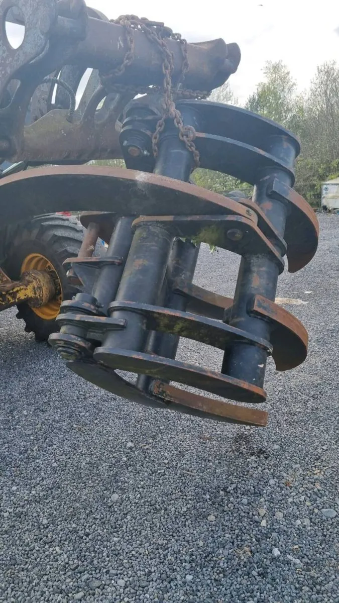 tighe demolition grab to fit 13 ton digger - Image 2