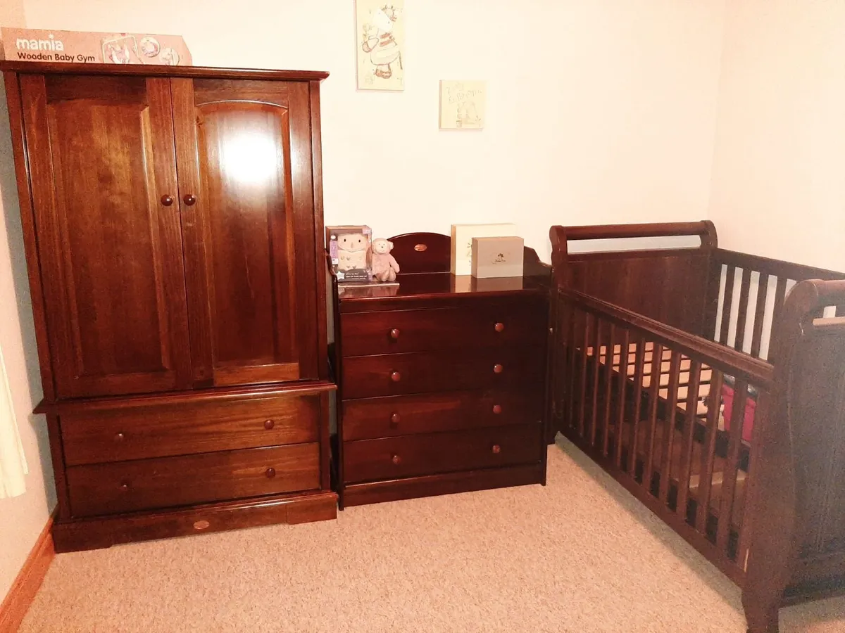 nursery furniture - Image 1