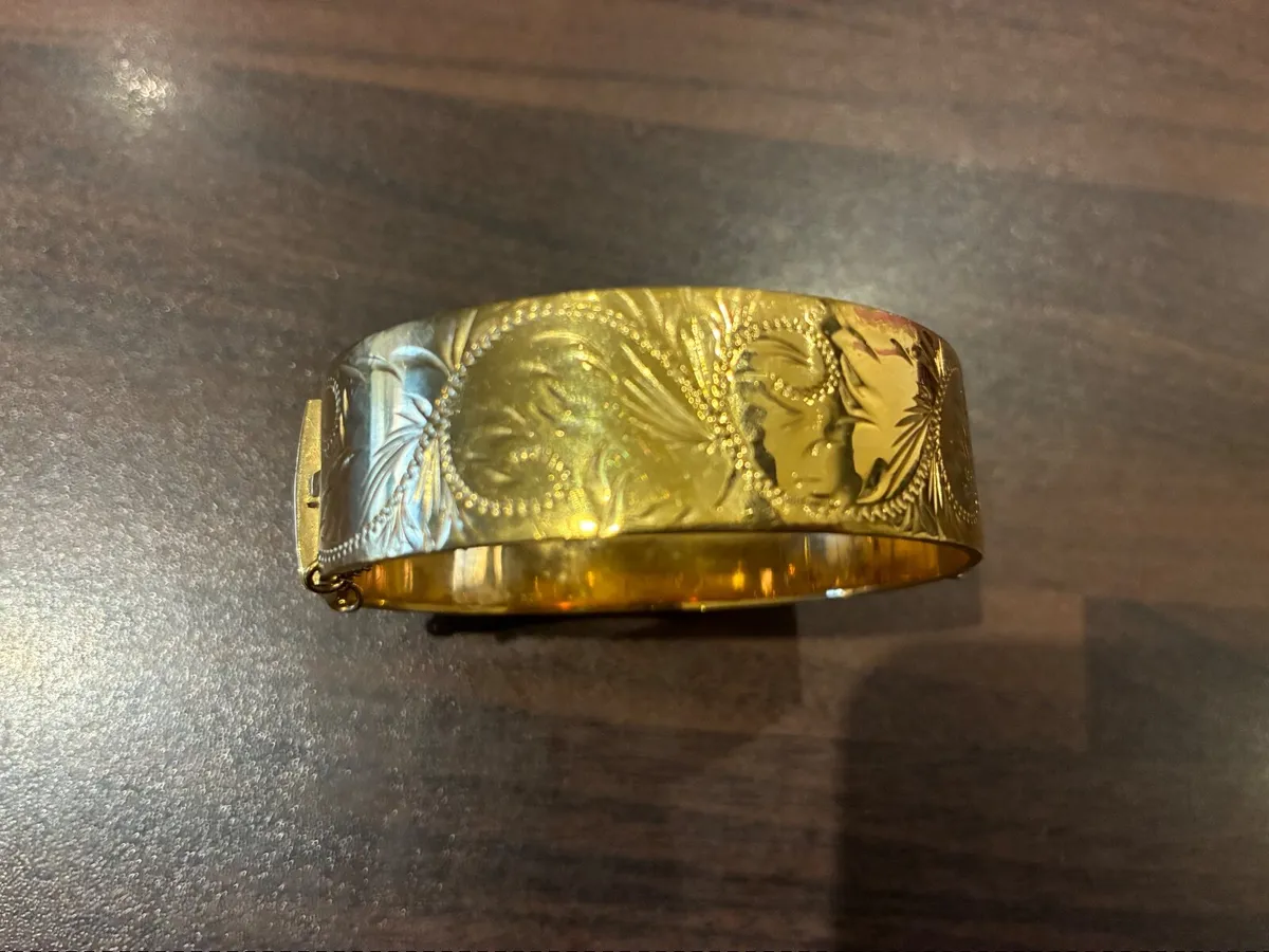 Gold plated bangle - Image 1