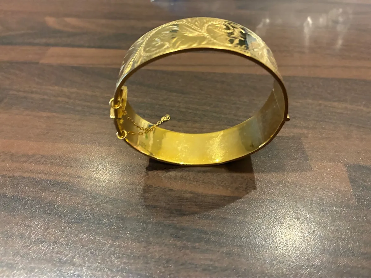 Gold plated bangle - Image 2