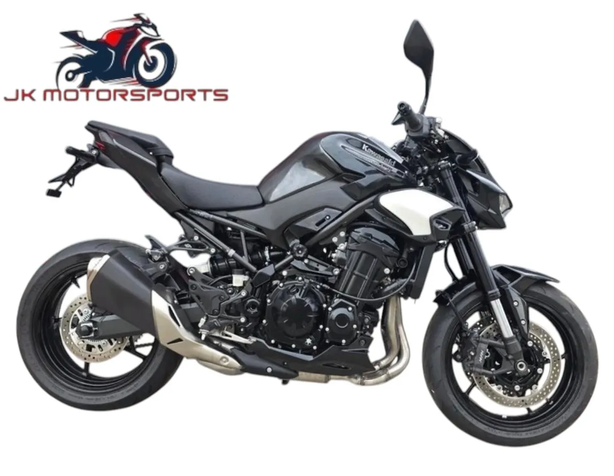 Kawasaki Z900 - Image 1