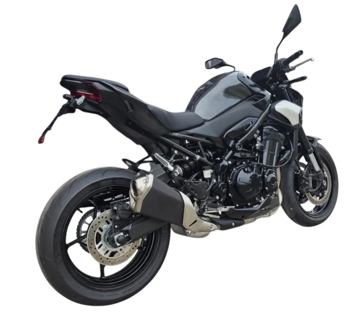 Kawasaki Z900 - Image 3
