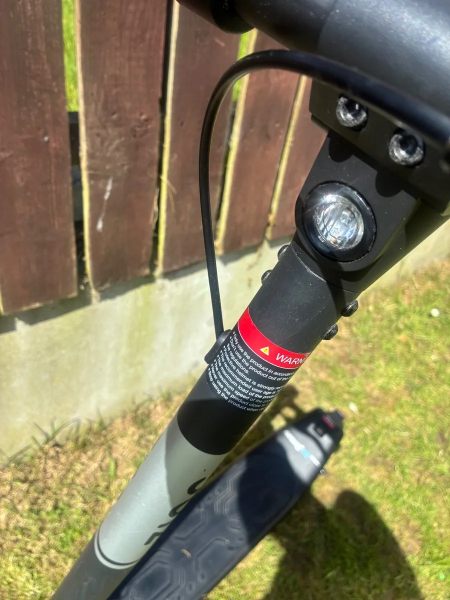 Electric scooter - Image 3
