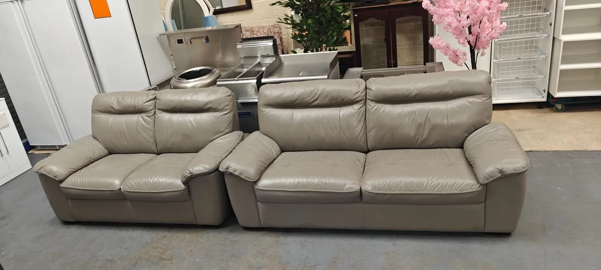 3+2 Grey Leather Suite - Image 2