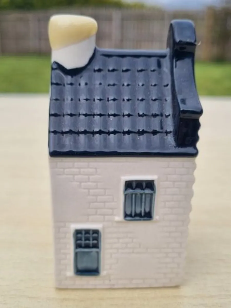 Collectible miniature KLM house no. 36 - Image 3