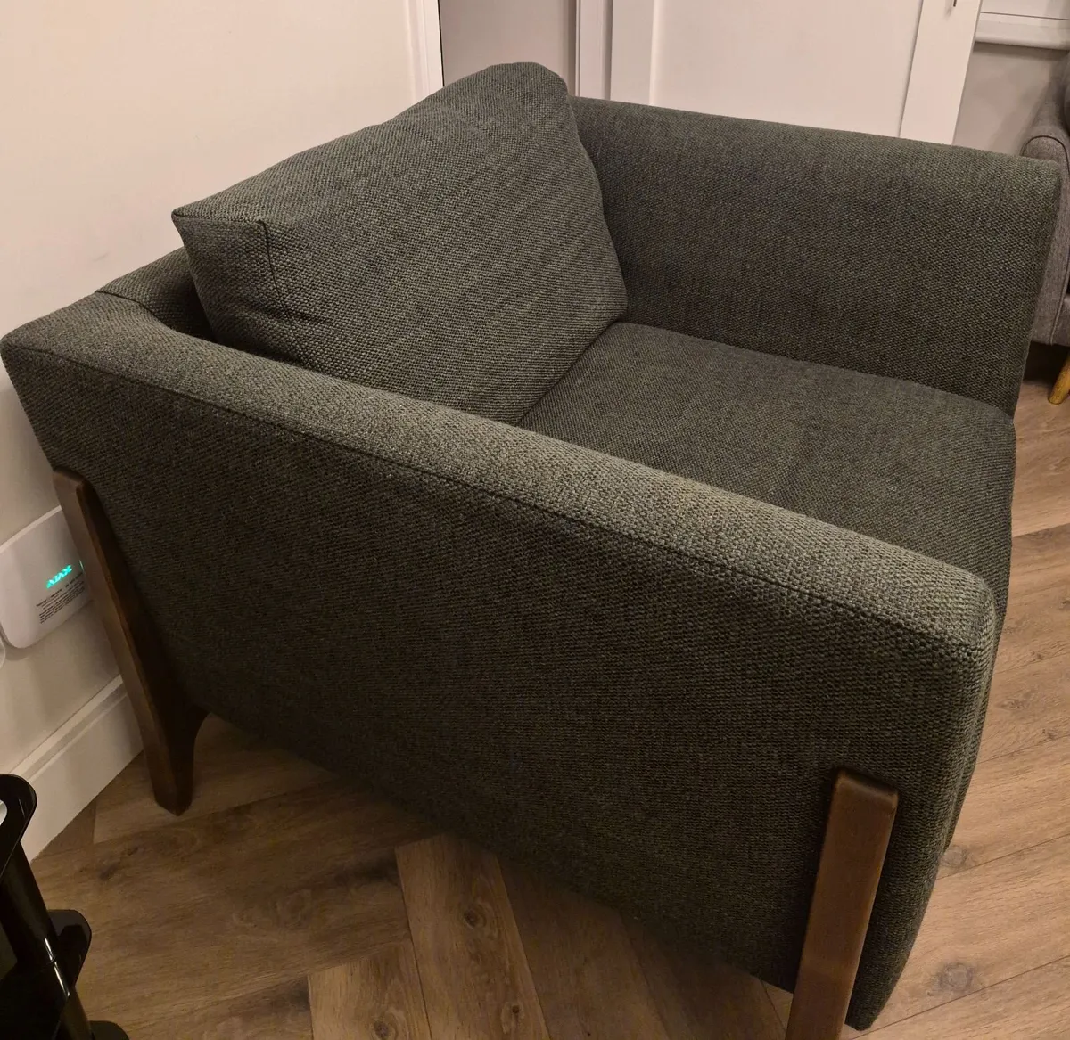 Armchair and 2 seater - Image 3