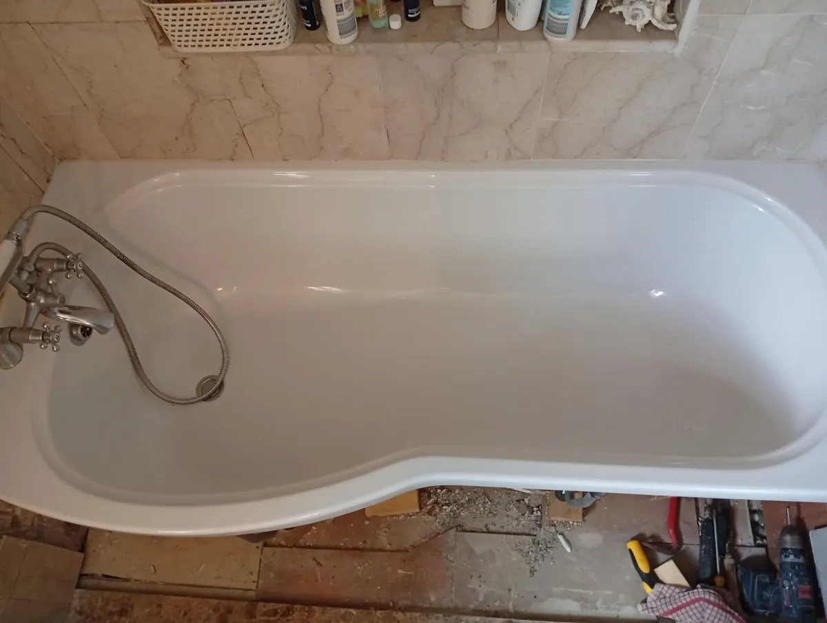 Bath - Image 3