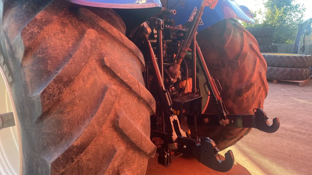 New Holland T7.260  2018 - Image 3