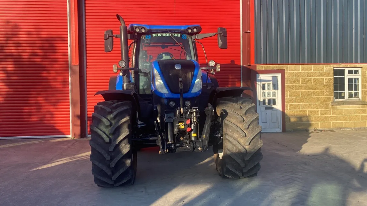 New Holland T7.260  2018 - Image 4