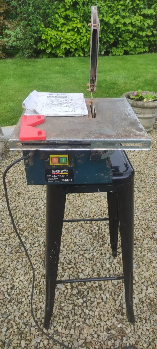 Electric Tile cutter - Image 1