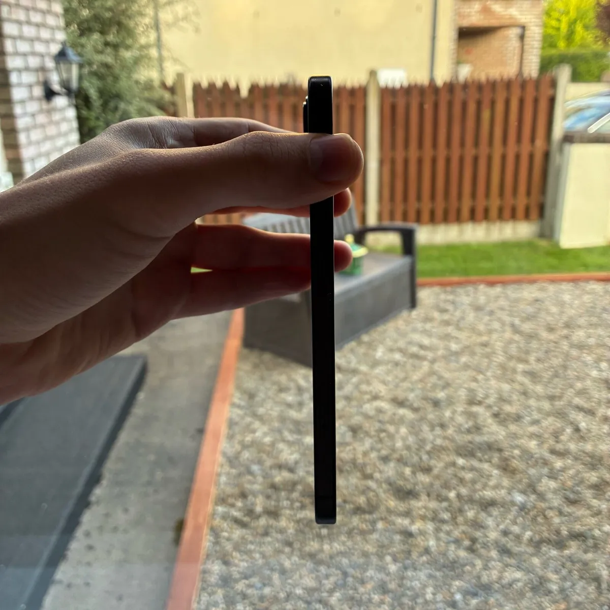 iPhone 15 Plus - Image 4