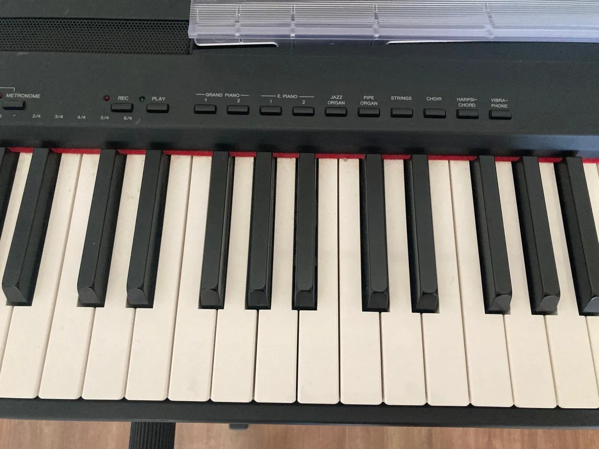 Yahama keyboard - Image 2