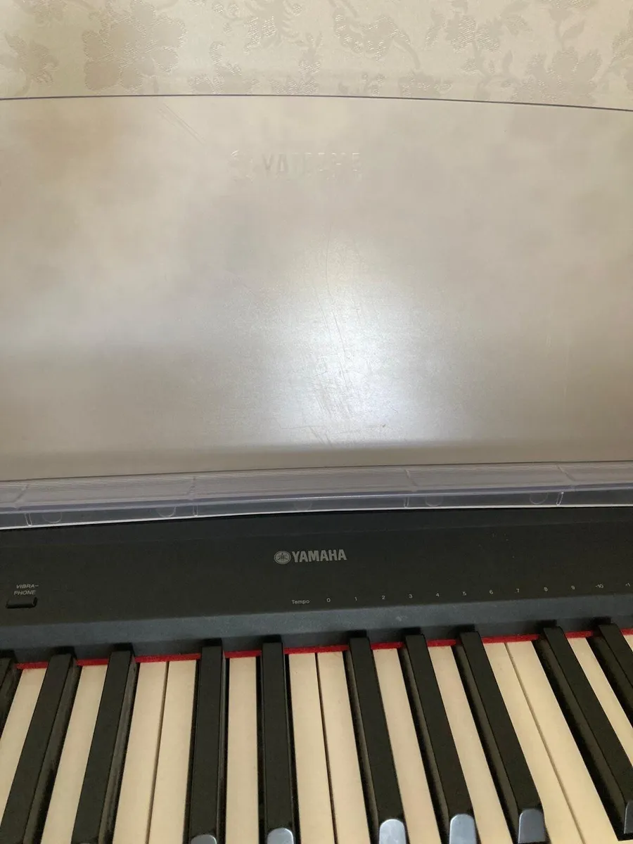 Yahama keyboard - Image 4