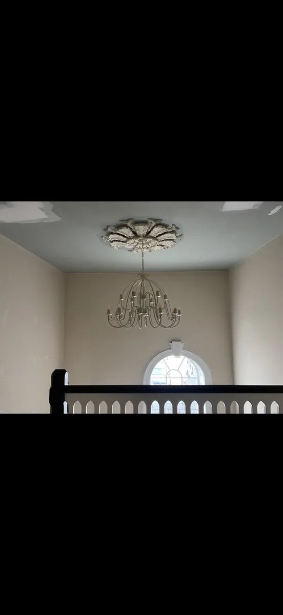 Stunning chandelier! - Image 4