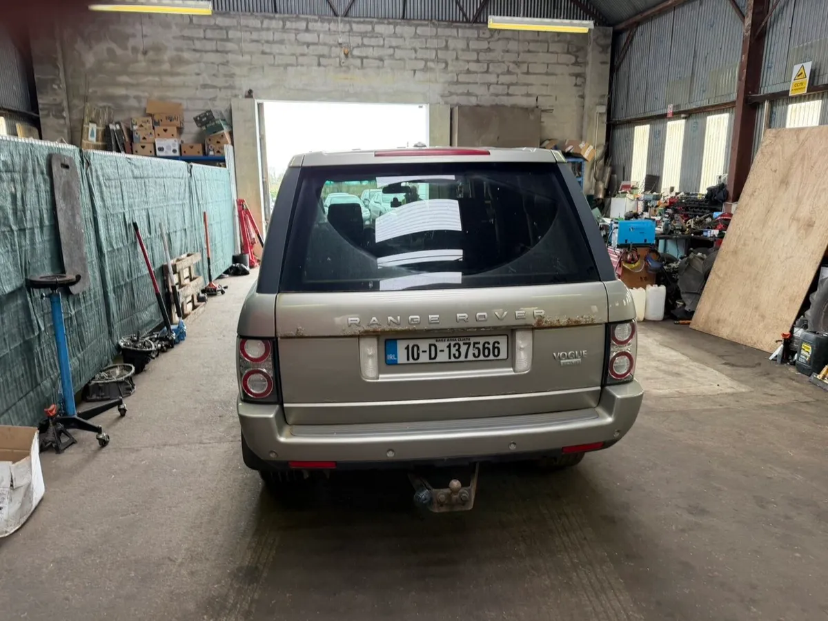 Range Rover Vogue - Image 2