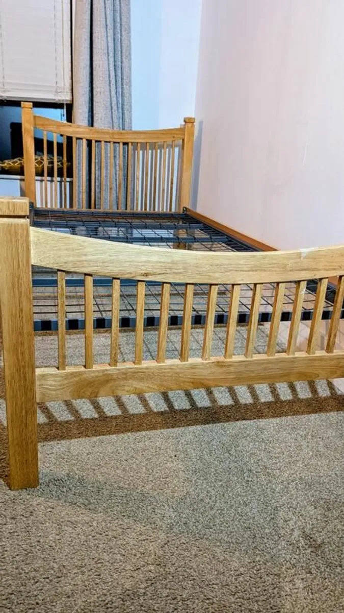 Single Bed - Image 2