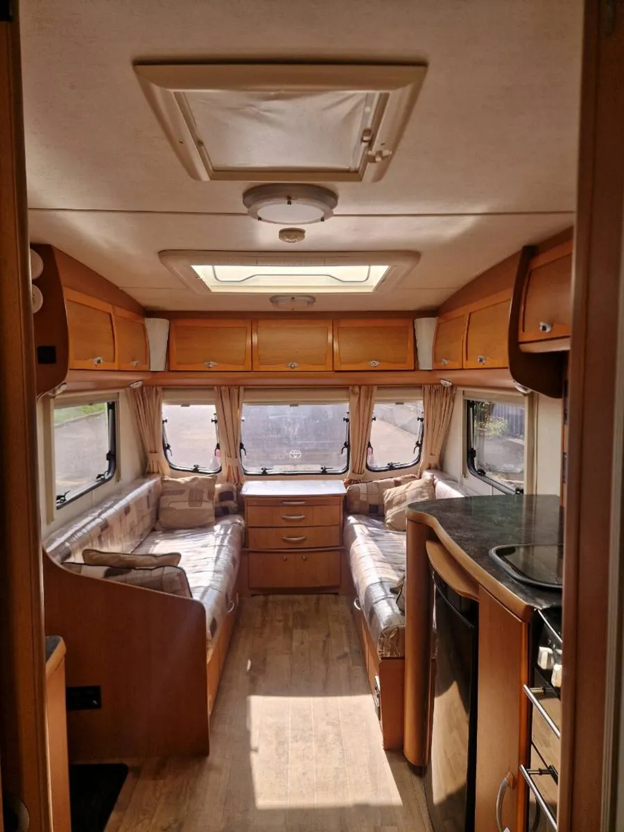 Caravan - Image 4