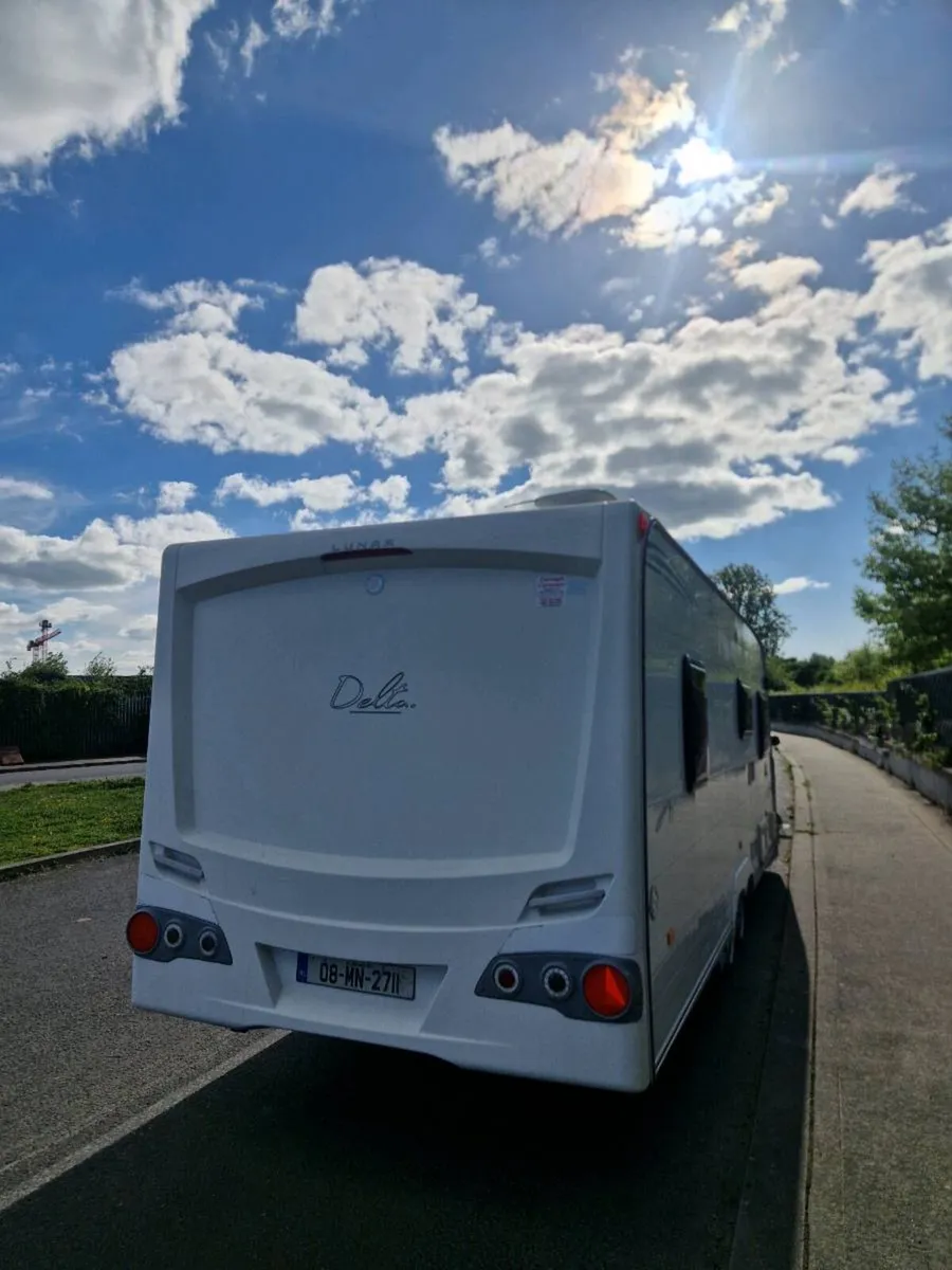 Caravan - Image 3