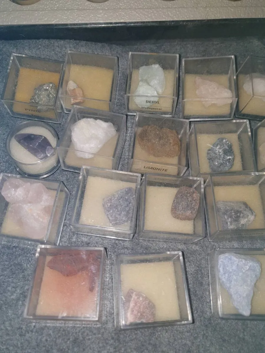 RARE SEMI PRECIOUS CRYSTAL/MINERAL COLLECTION - Image 2
