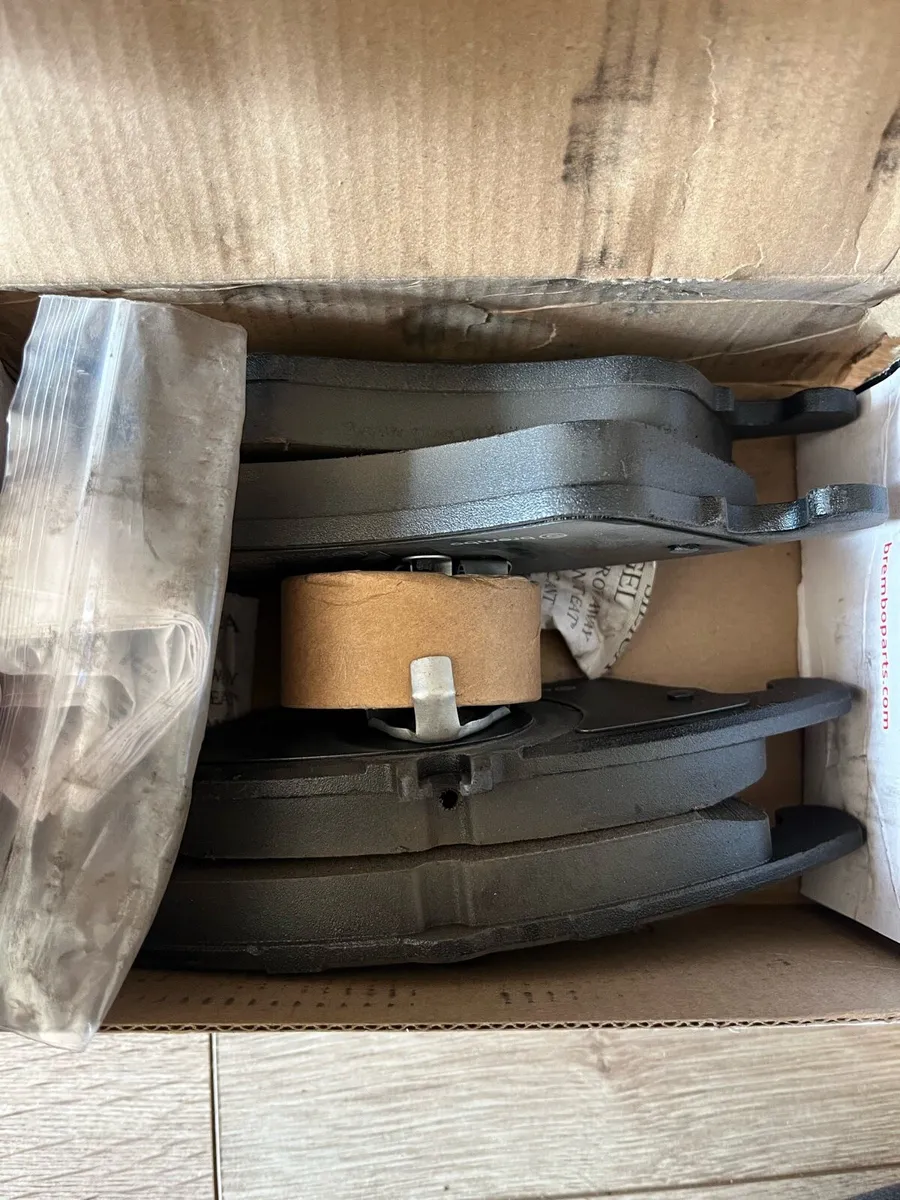 Brembo Brakes / Pads / Sensor - Image 3
