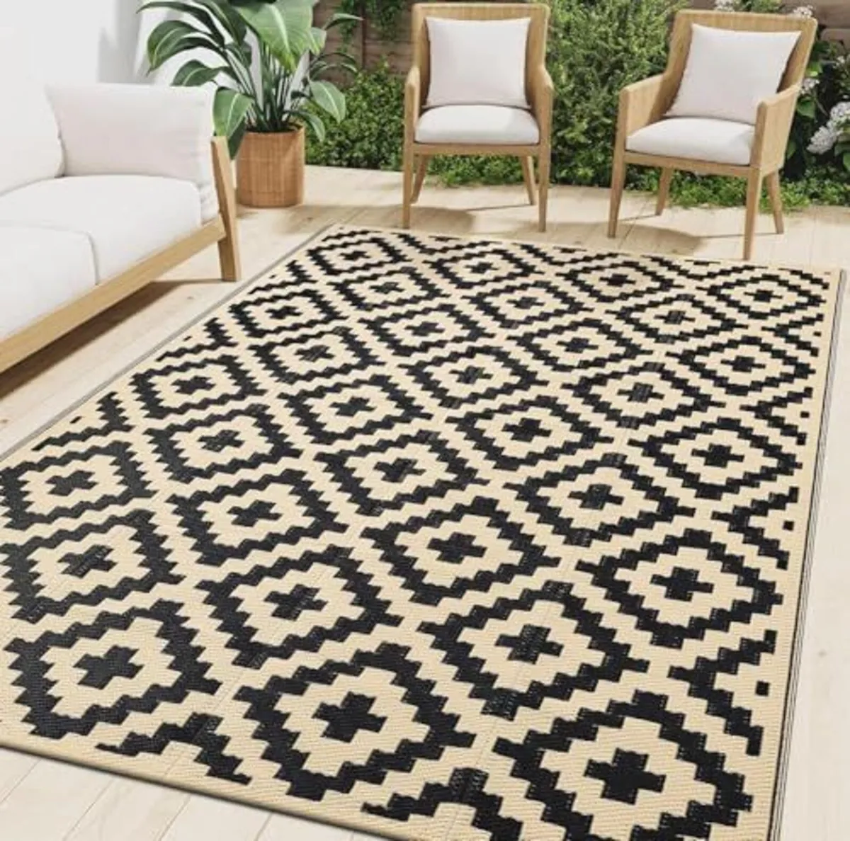 Waterproof Outdoor Patio Rug 240 x 300cm - Image 1
