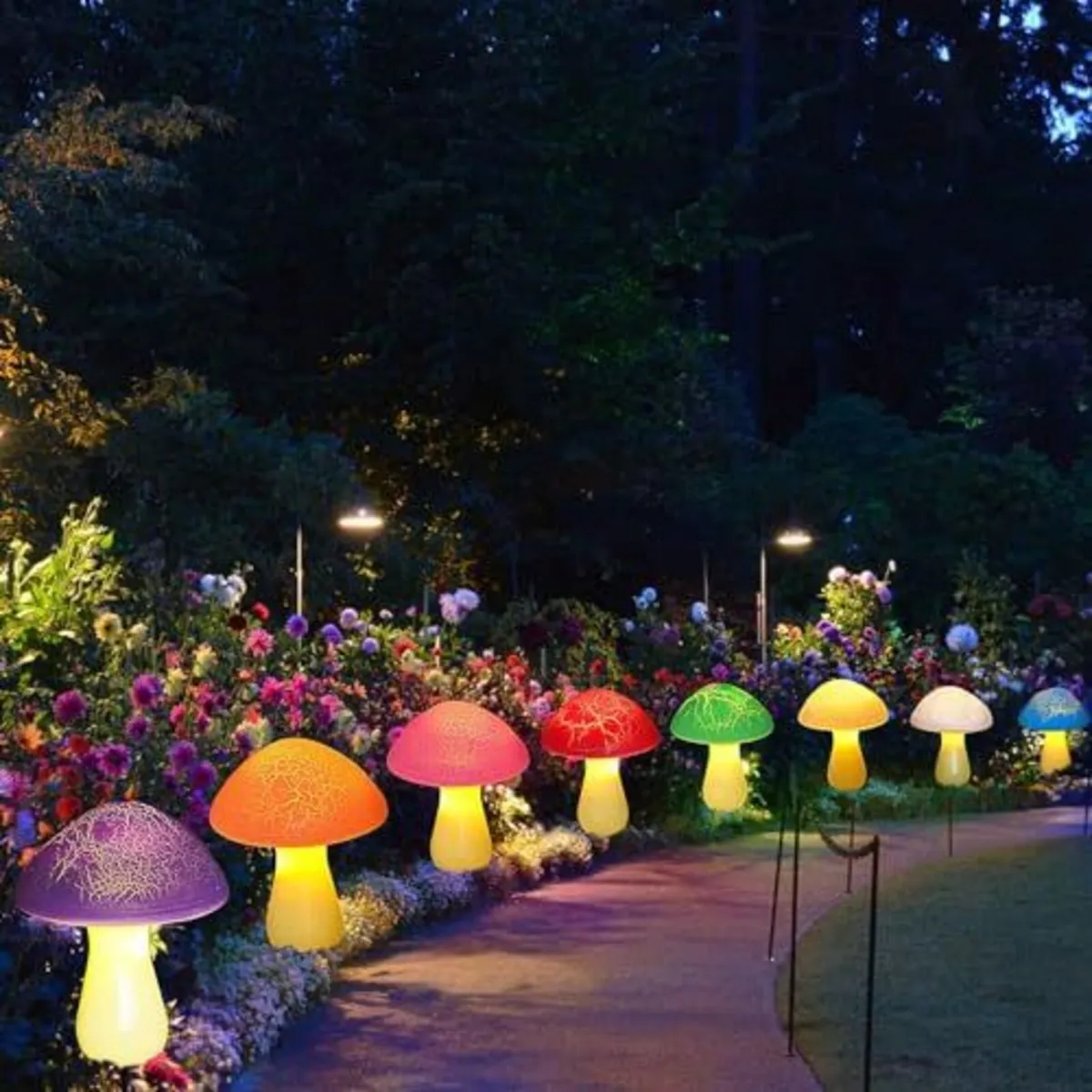 8 Pack Solar Mushroom Garden Stake Lights - Image 4