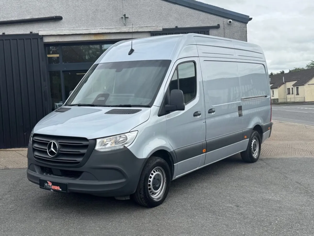 2.0 315 CDI PRO Panel Van 5dr Diesel G-Tronic RWD - Image 3