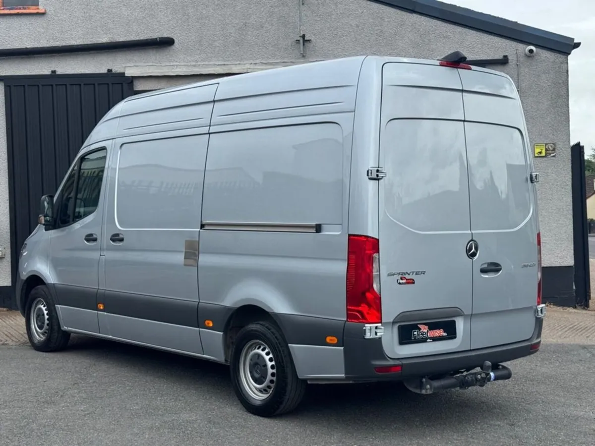 2.0 315 CDI PRO Panel Van 5dr Diesel G-Tronic RWD - Image 4