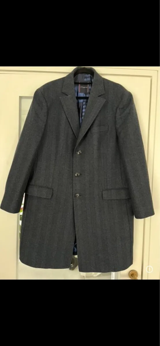 Tommy Hilfiger coat - Image 1