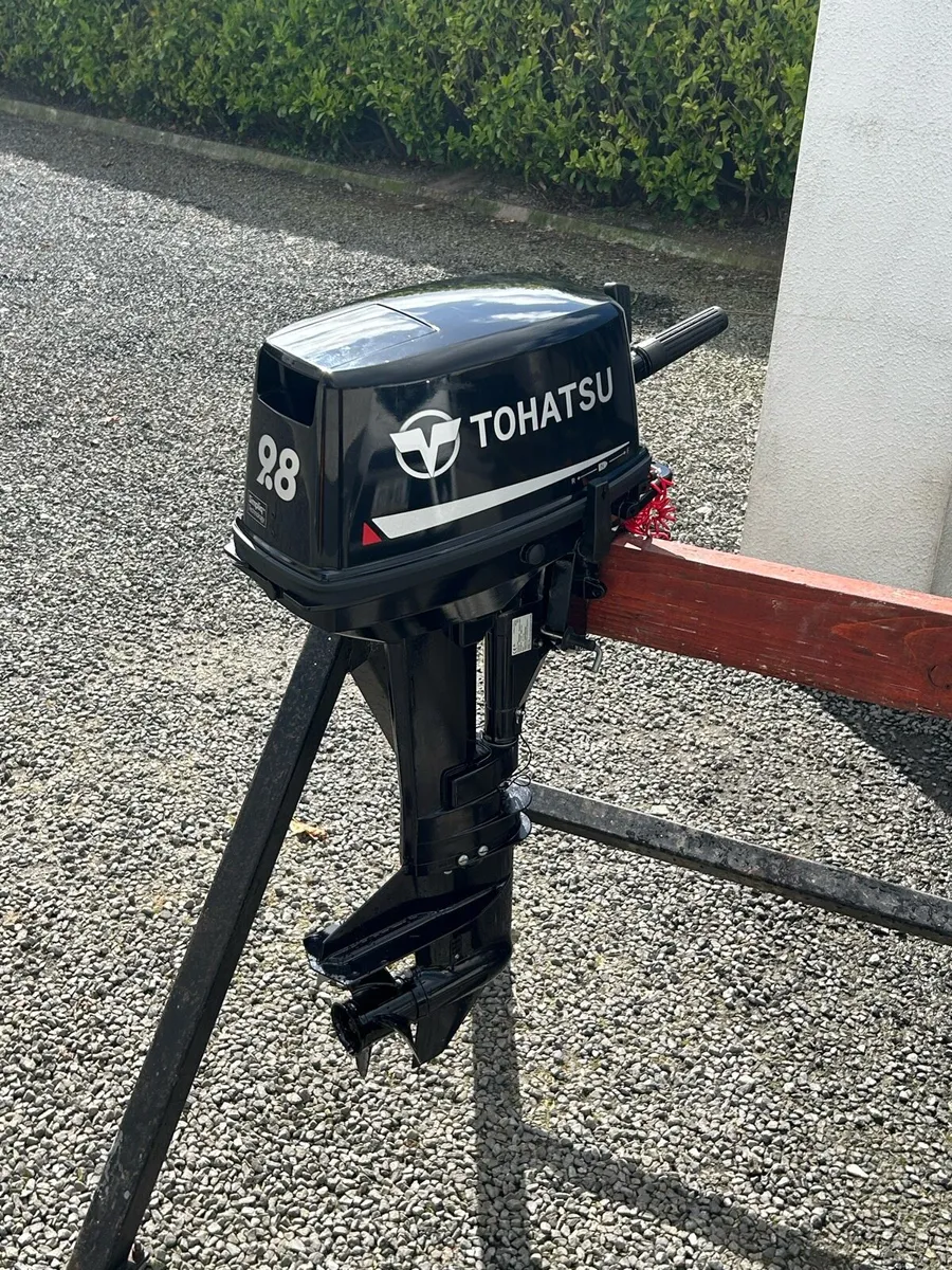 Tohatsu 9.8hp 2 Stroke Outboard Engine - Image 2