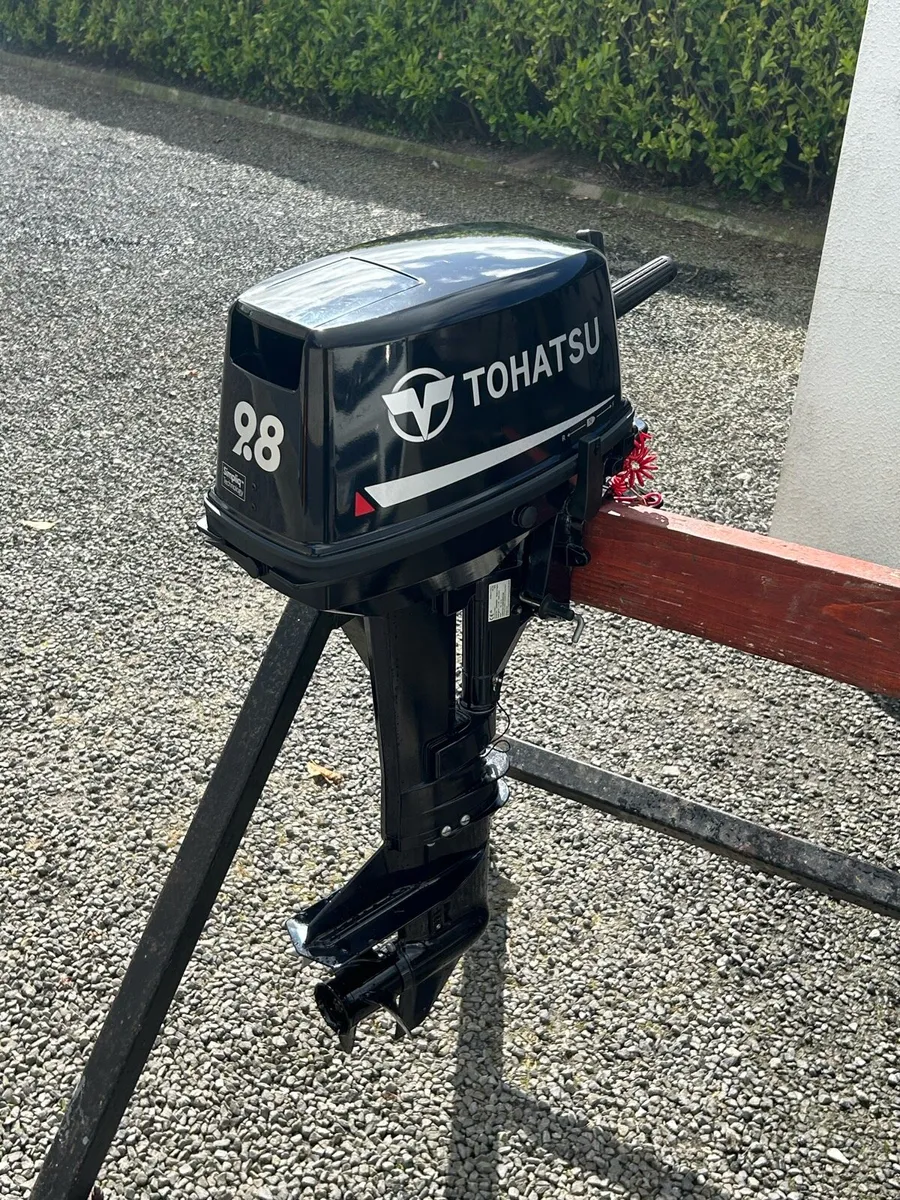 Tohatsu 9.8hp 2 Stroke Outboard Engine - Image 3