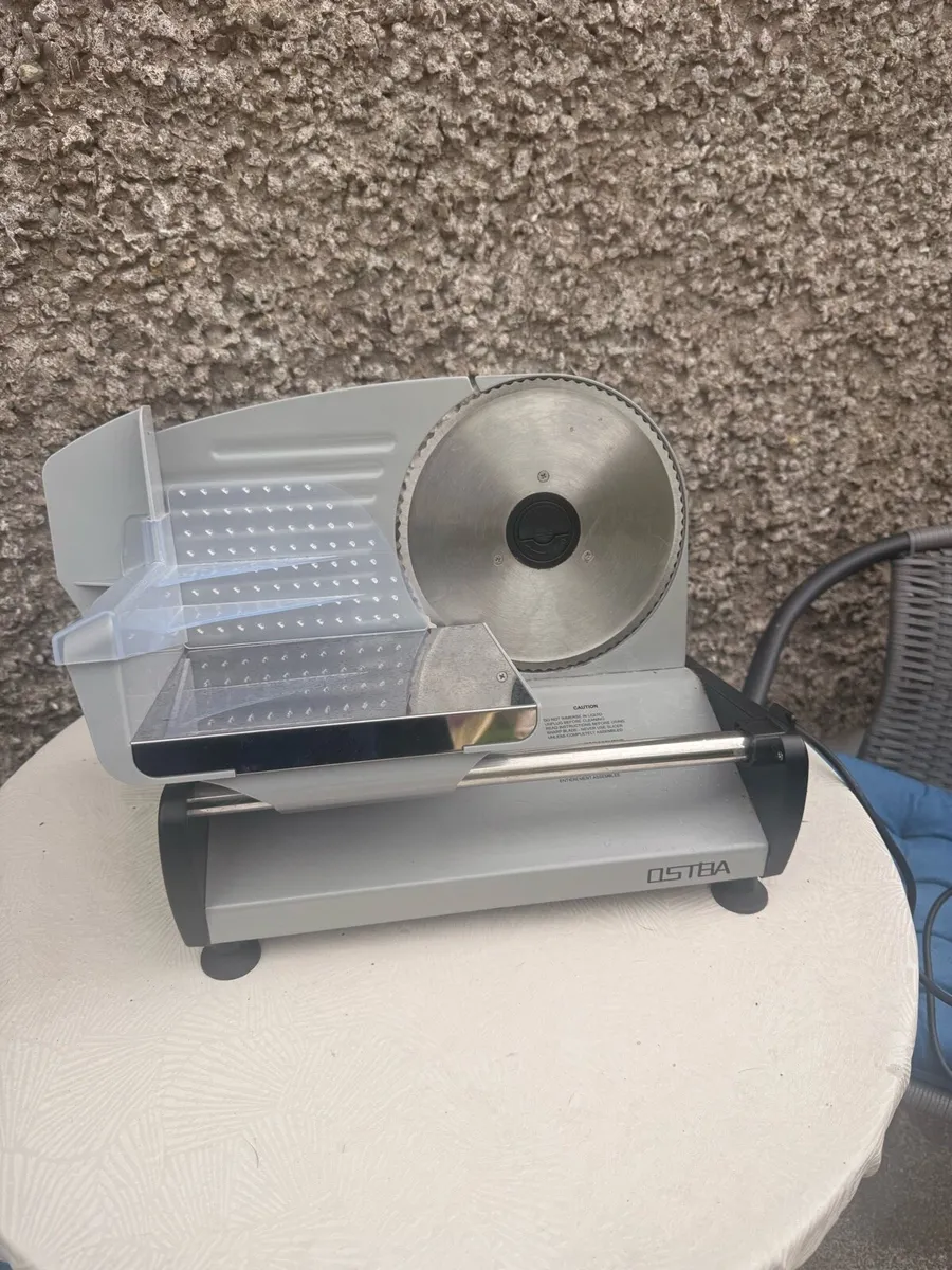 Home meat slicer - Image 1