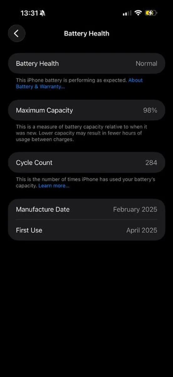 iPhone 16 Pro Max 256GB White Titanium Excellent Condition (US Model) no warranty - Image 4