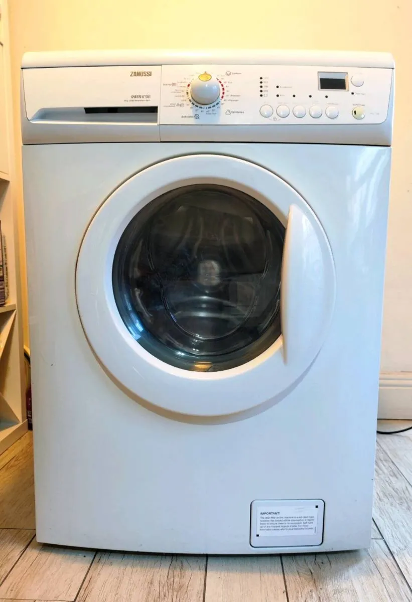 Zanussi Washing Machine for Sale – Great Condition - Image 2