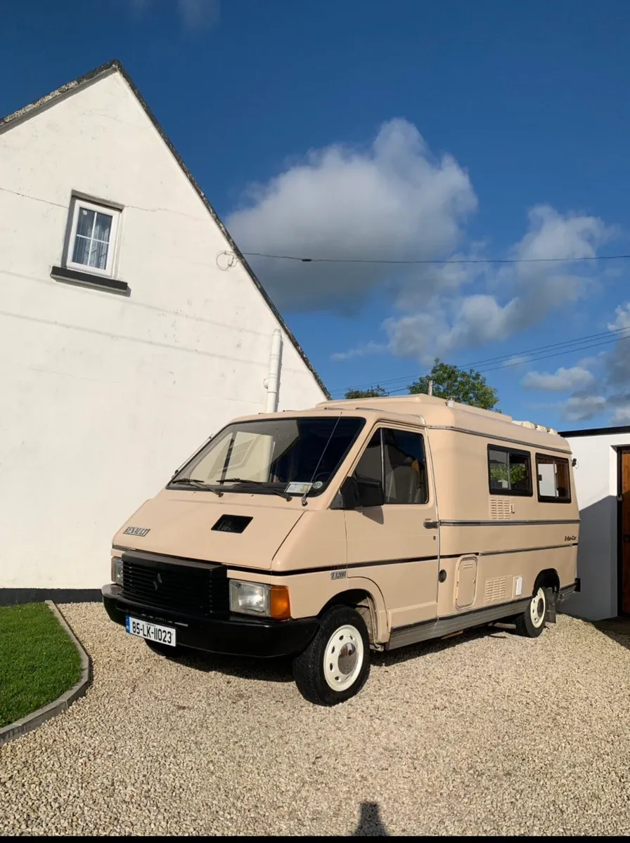 Renault eriba-car hymer - Image 1