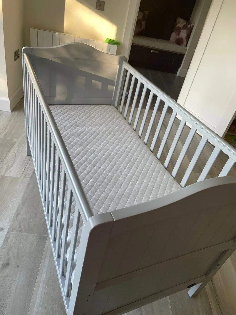 Babylo  Ella Cot Bed - Image 3