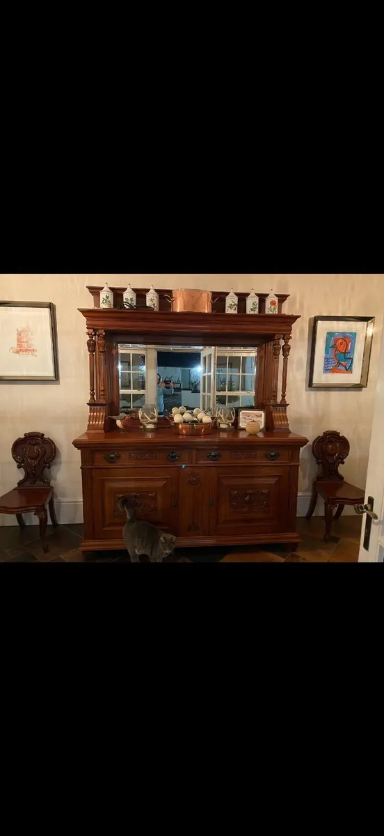 Lovely antique mahogany sideboard!