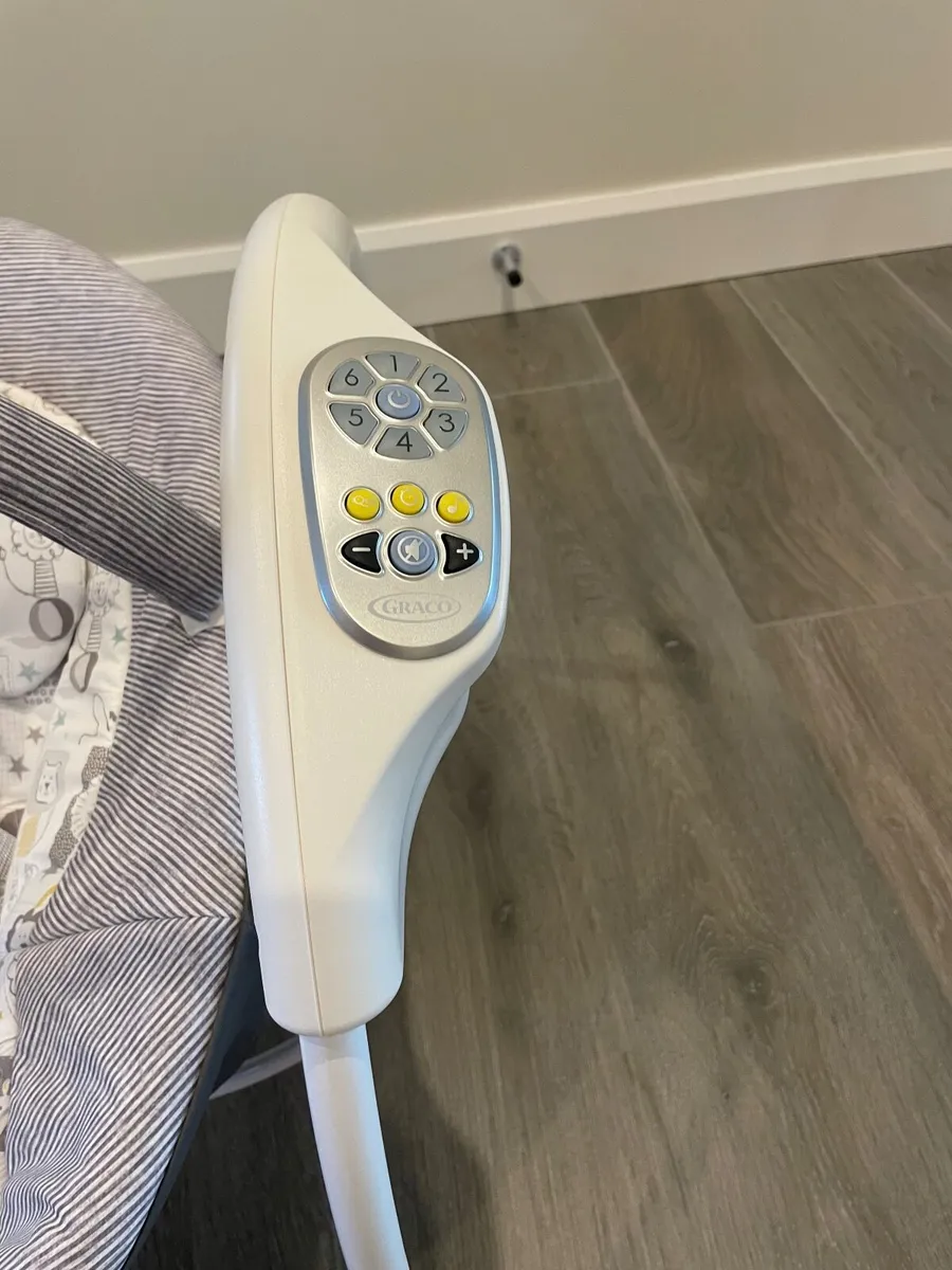 Graco Lite Glider Swing - Image 2