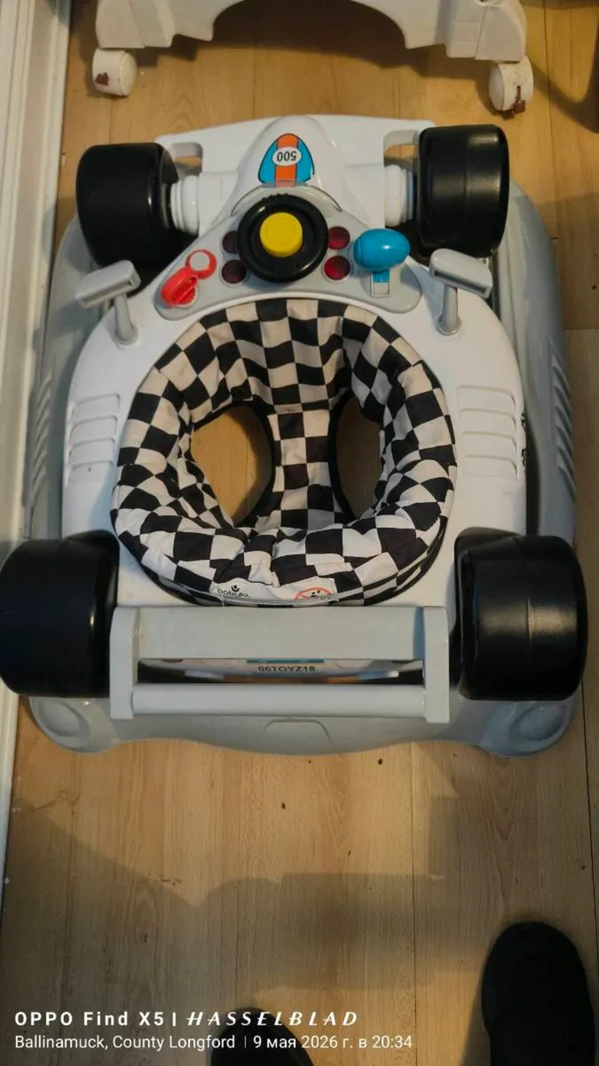 Baby walker - Image 1