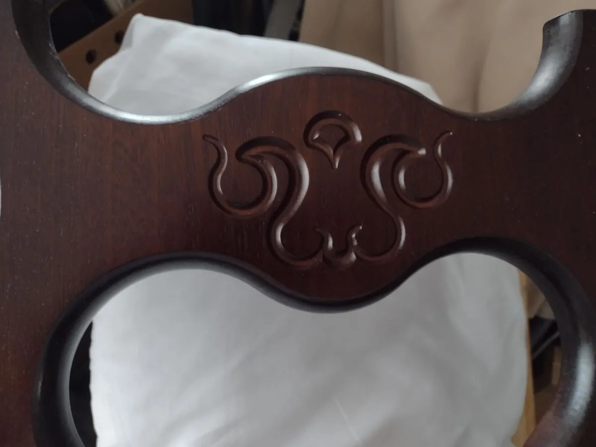 Antique mahogany coffee table - Image 3