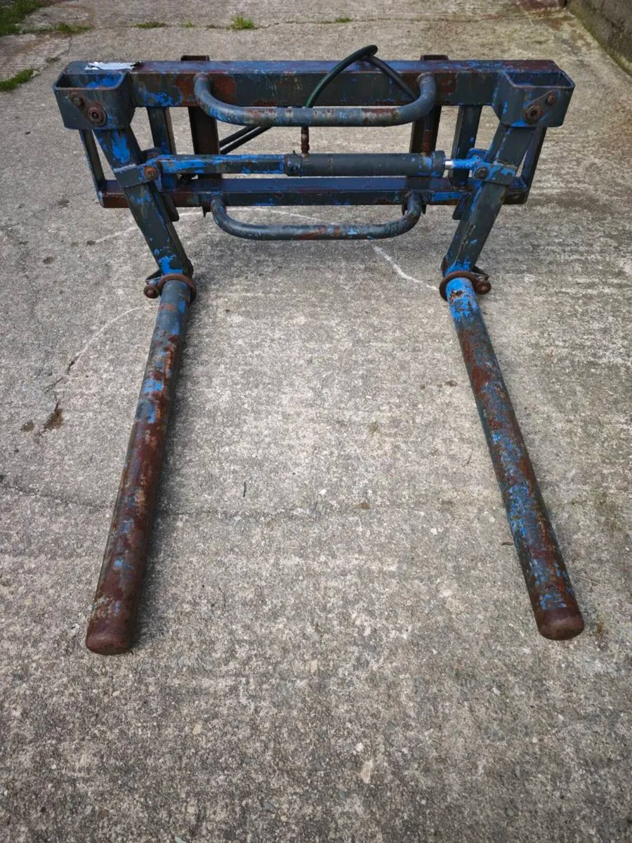 Bale Handler - Image 2