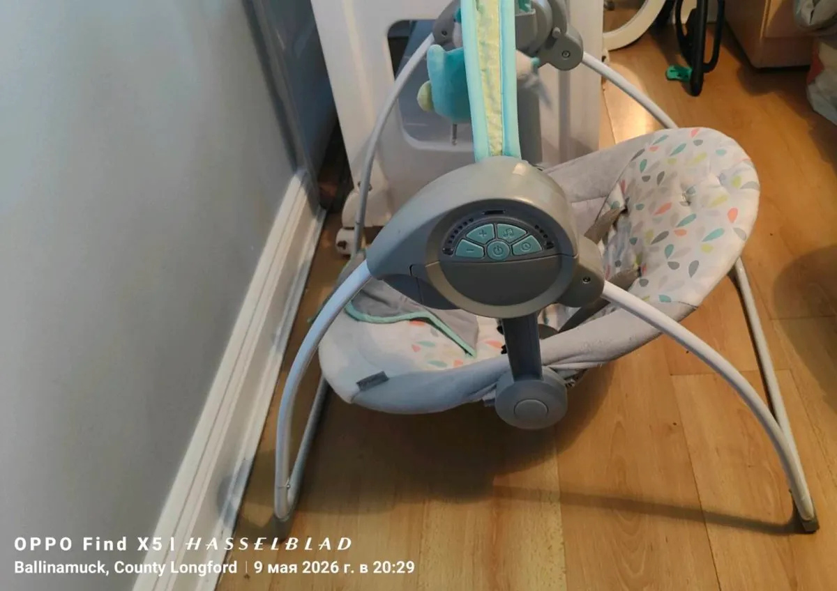 Baby bouncers x 2 - Image 3