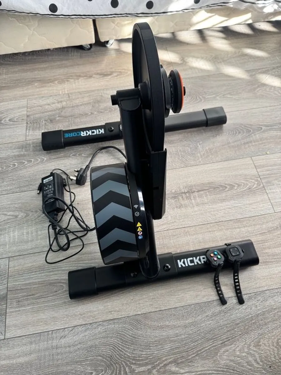 Wahoo Kickr Core 2 with zwift cog - Image 1