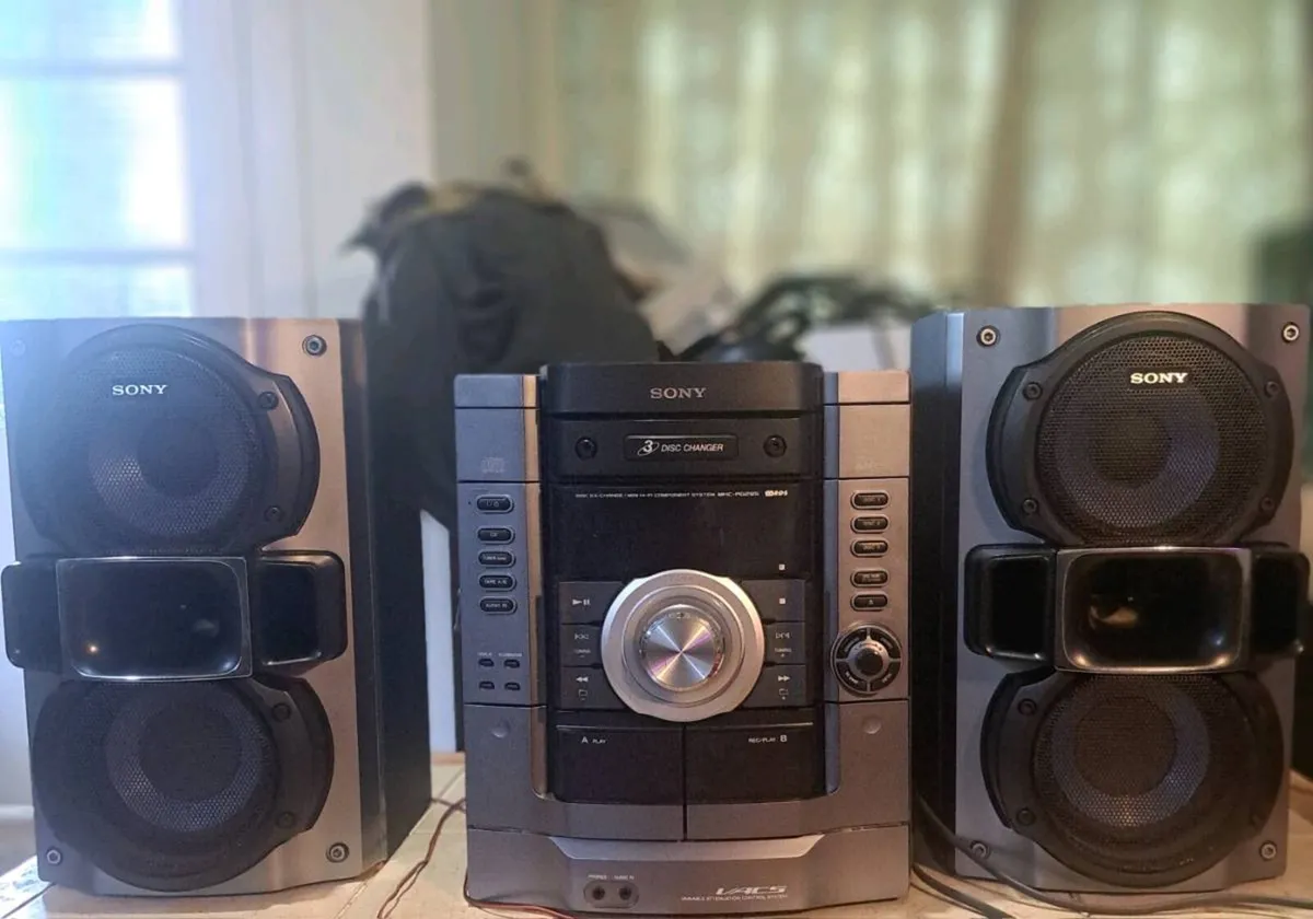 Sony sound system - Image 1