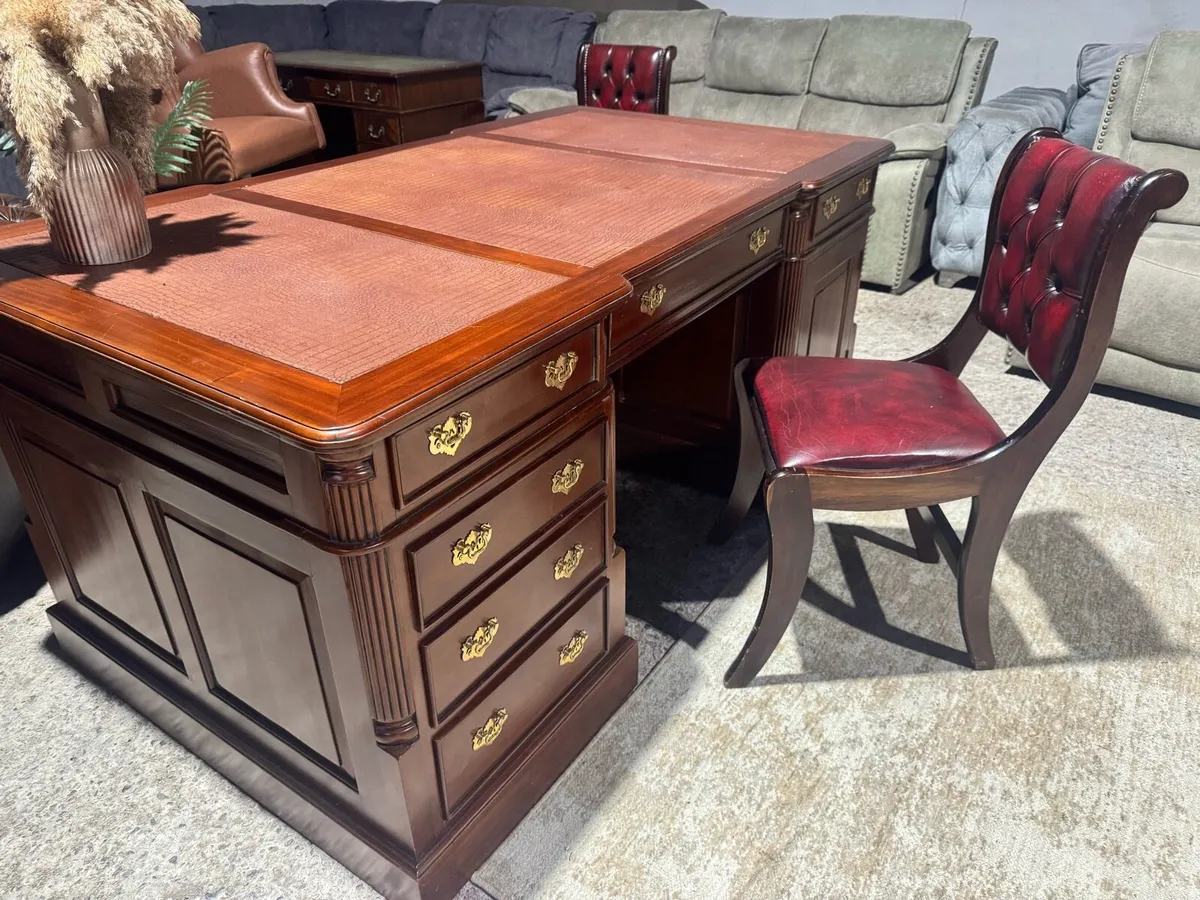Mahogany Georgian style desk+chesterfield armchair - Image 2