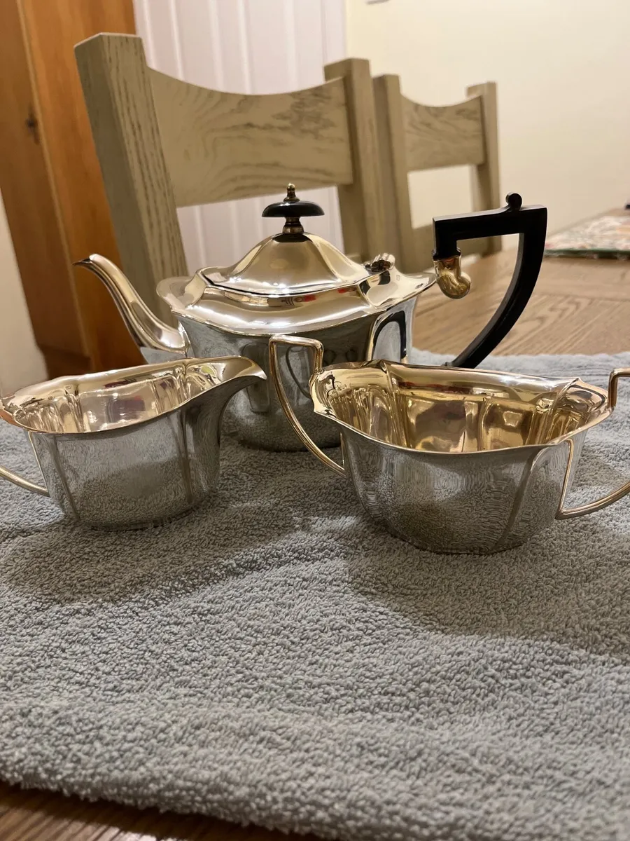 Silver plated teaset - Image 1