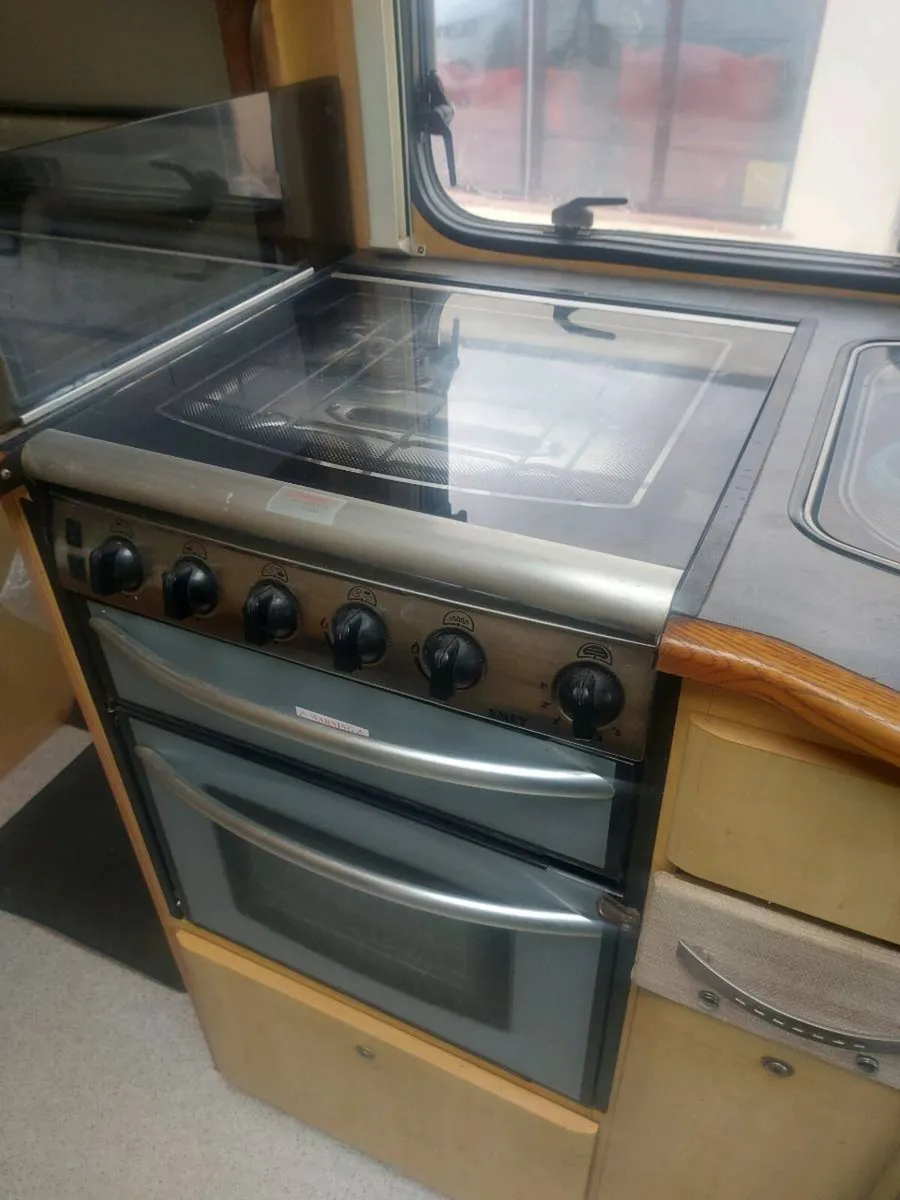 campervan - Image 4