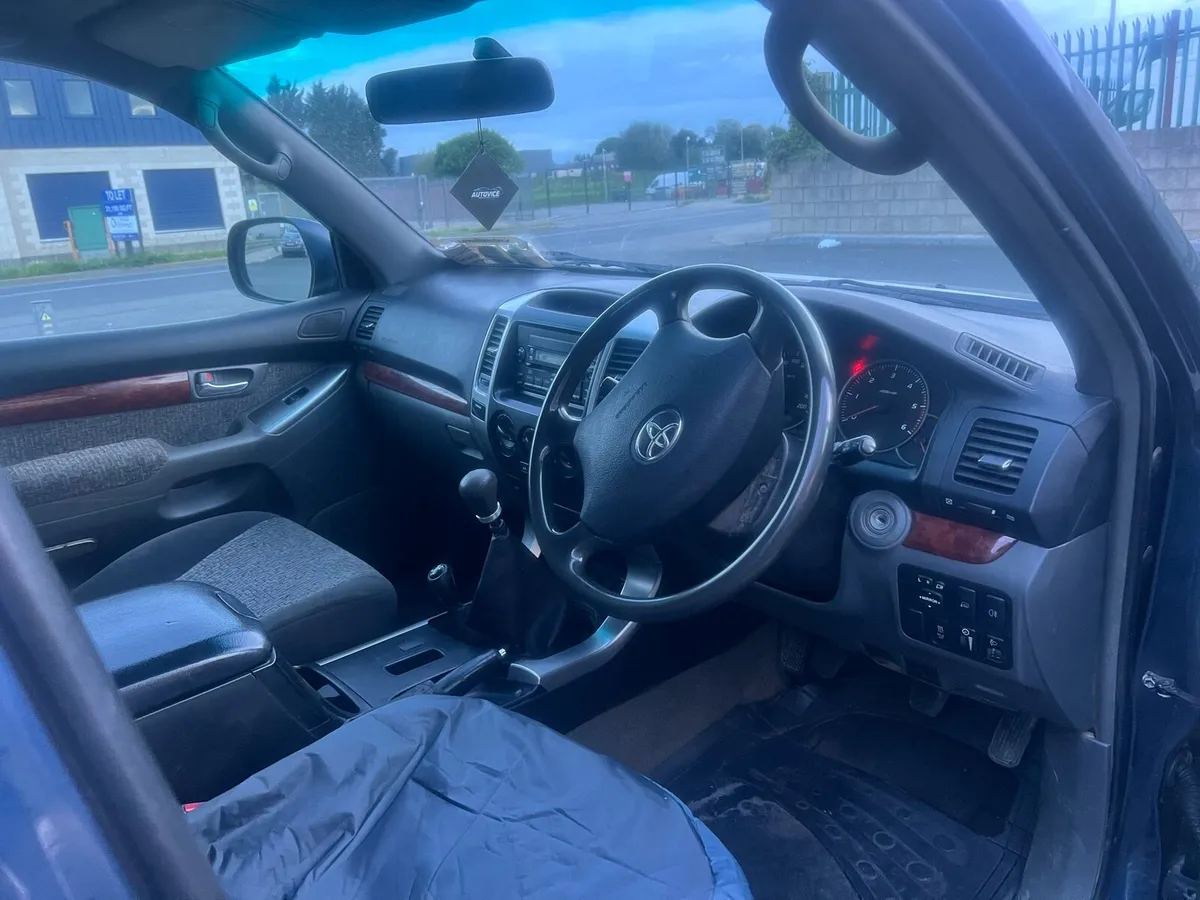 Land Cruiser - Image 2
