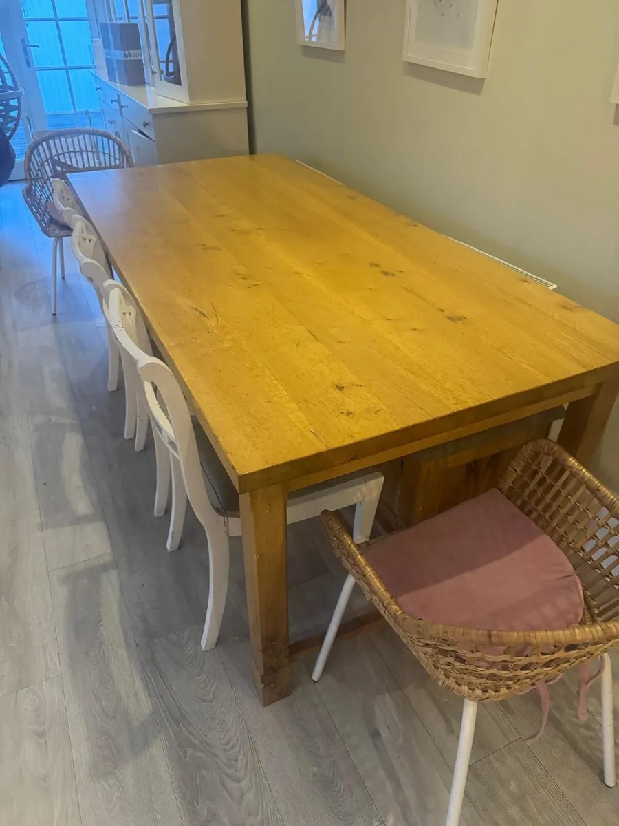 Kitchen Table and Chairs - Image 3
